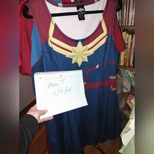 Torrid Captain Marvel Dress Plus Size 3 EUC